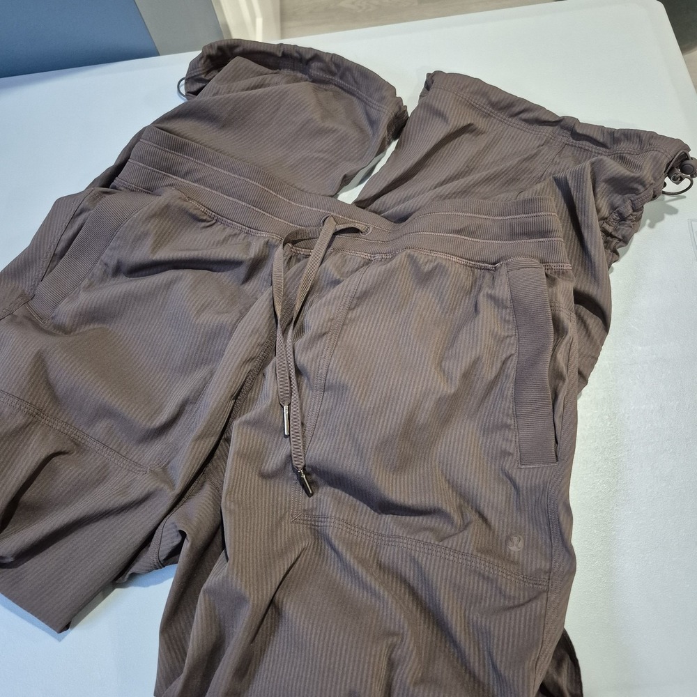Lululemon Pants Womens Large Brown Dance Studio Cargo Mid-Rise Baggy Relaxed Fit
